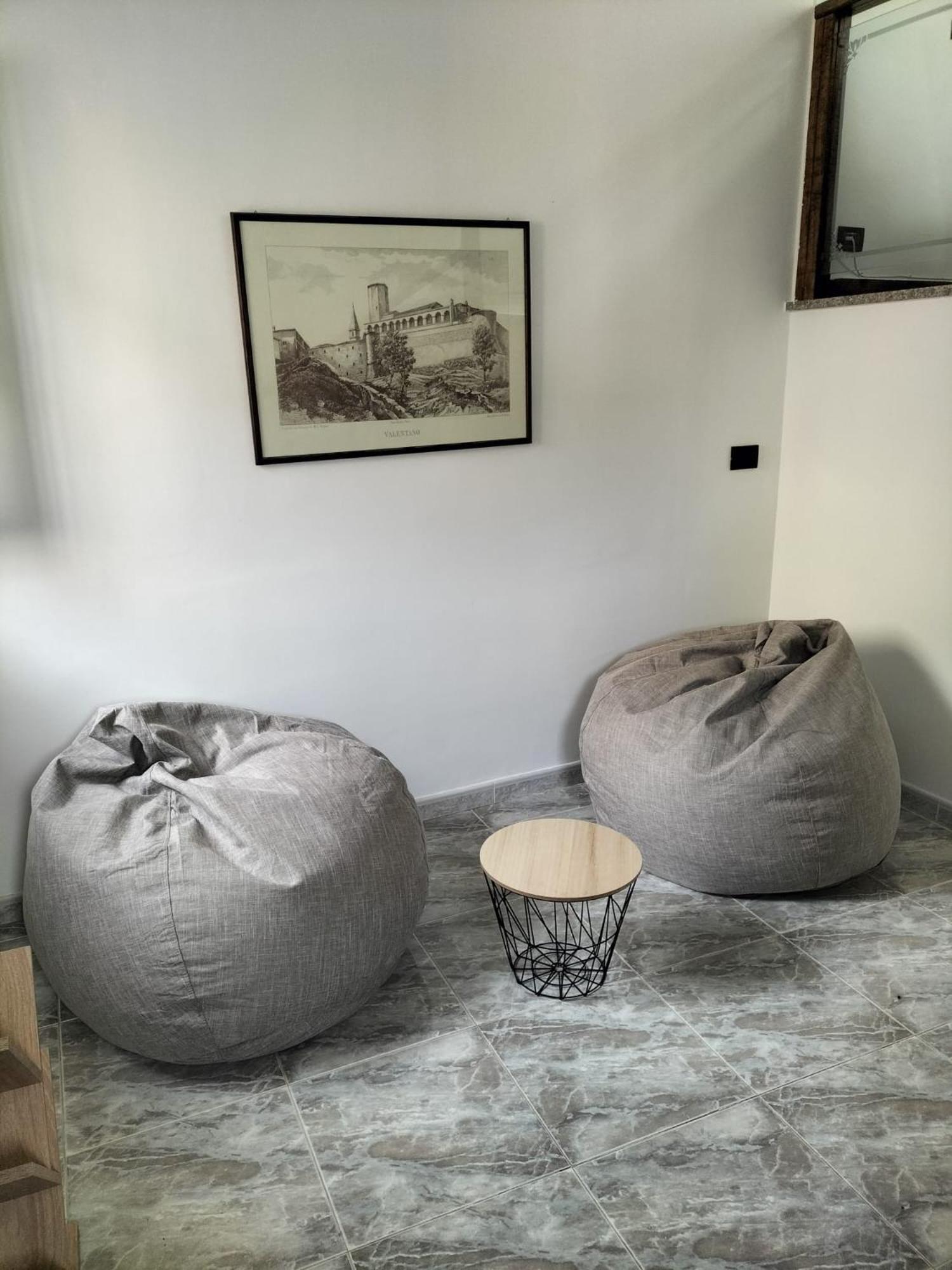Piazza Varese Valentano Dış mekan fotoğraf