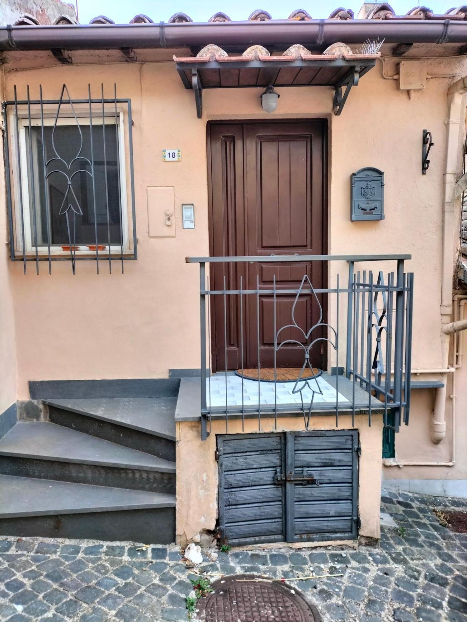 Piazza Varese Valentano Dış mekan fotoğraf